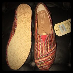TOMS Multicolored Knit Shoe